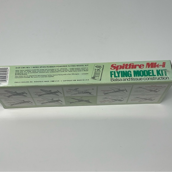 GUILLOWS Supermarine Spitfire MK-1 Flying 1976 Model Kit New Sealed - Picture 3 of 4